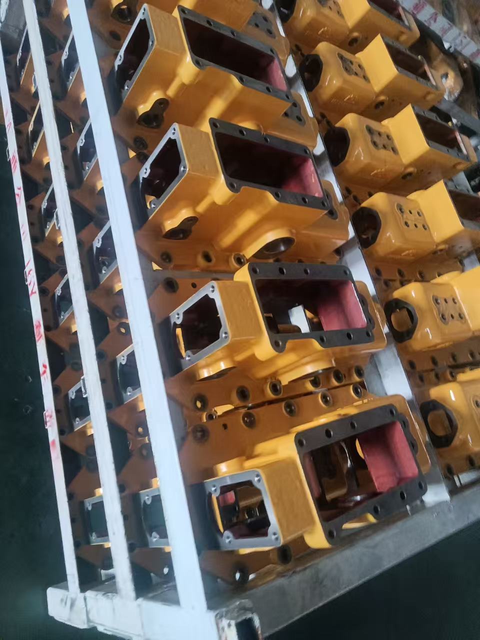 推土機(jī)配件